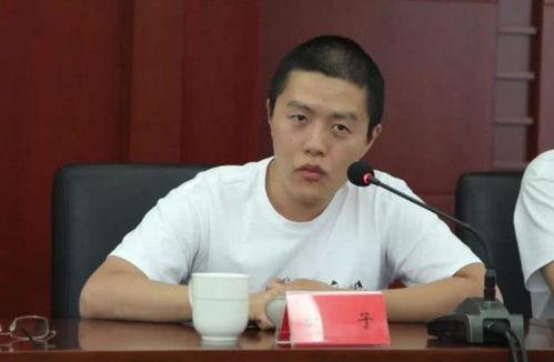 饺子导演生活照,镜头背后的生活剪影