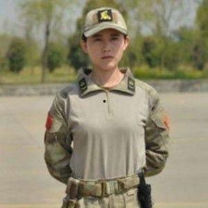 火凤凰女演员姓名,演绎传奇，翱翔影视星空